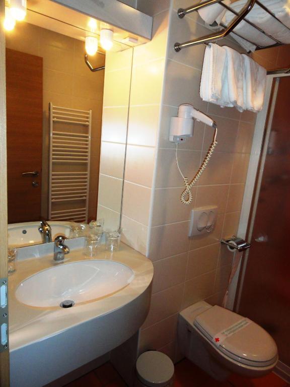 Hotel Bela Krajina Metlika Zimmer foto